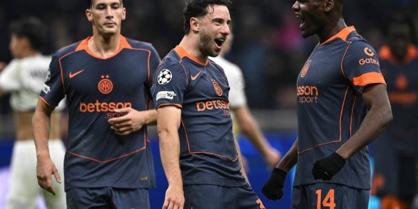 劳塔罗对阵尼科·帕兹：国际米兰与科莫，圣西罗上演争夺欧洲之路的巅峰对决